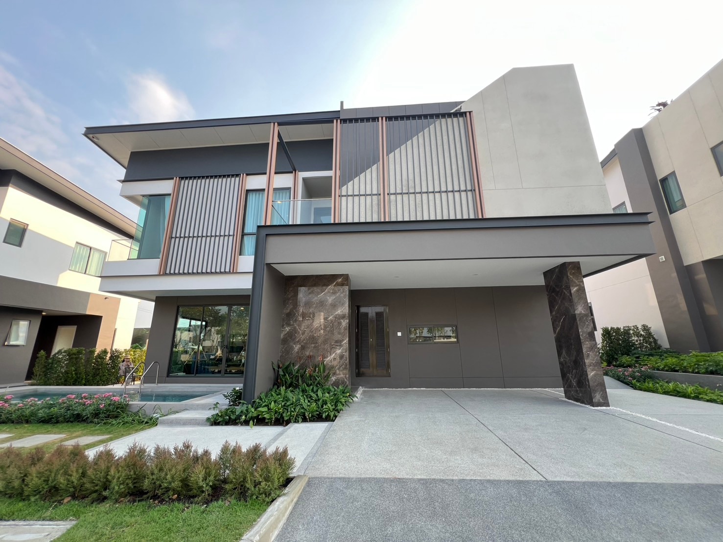 2- Storey 3 Bedrooms 3 Bathrooms in East Pattaya photo 25
