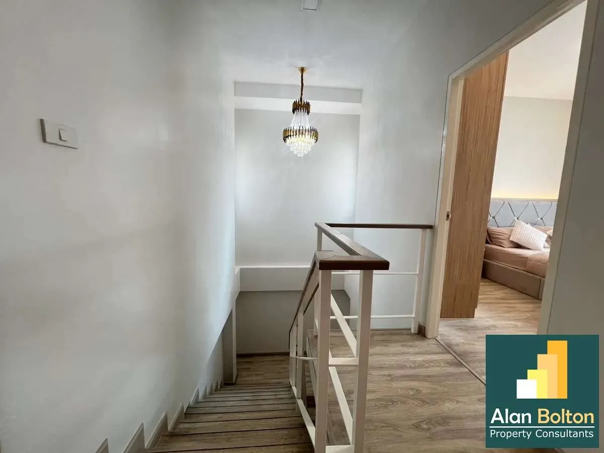 2- Storey 3 Bedrooms 3 Bathrooms in East Pattaya photo 12