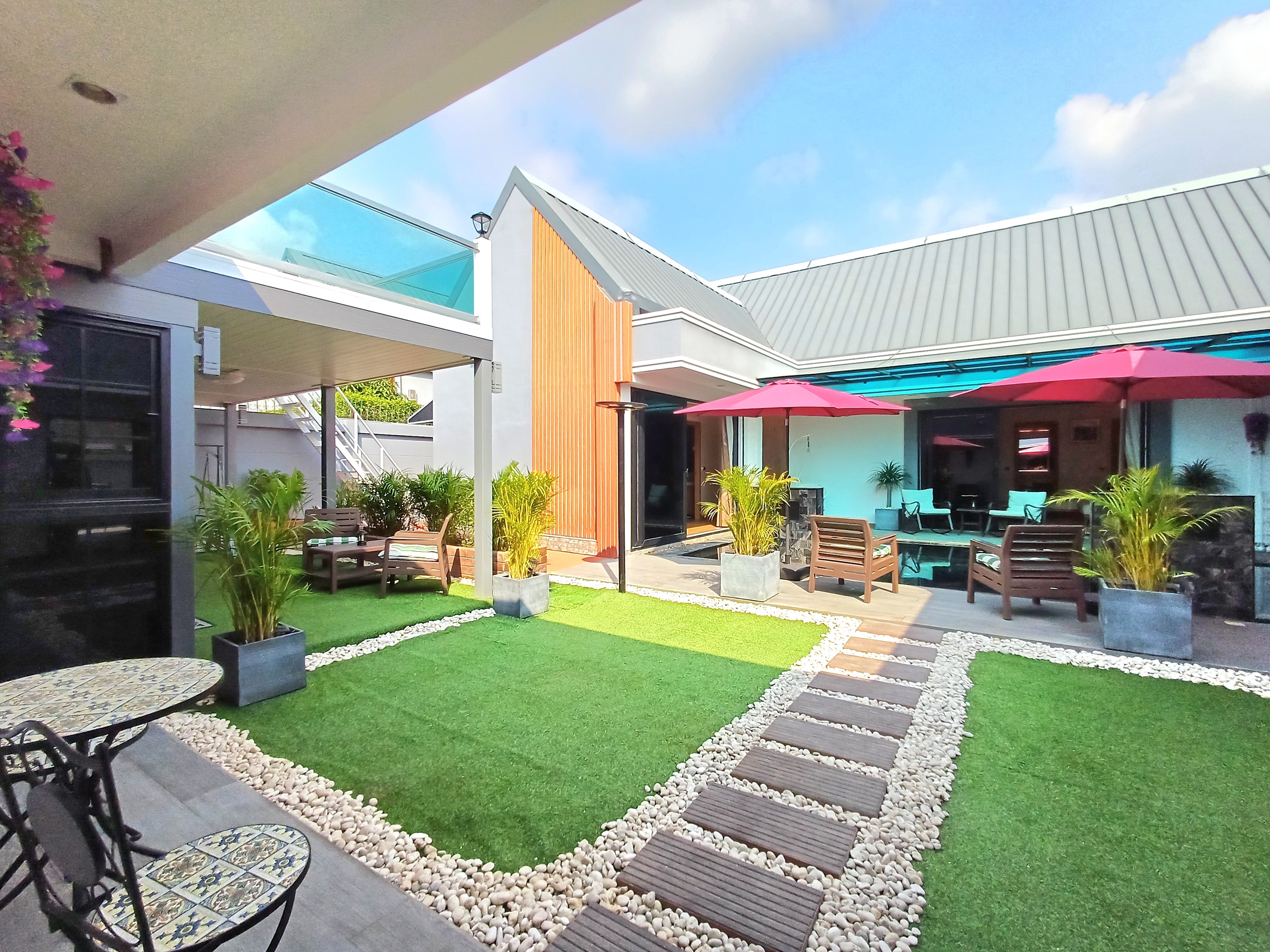 Spacious Pool Villa 5 bedrooms 5 bathrooms in East Pattaya for Sale photo 30