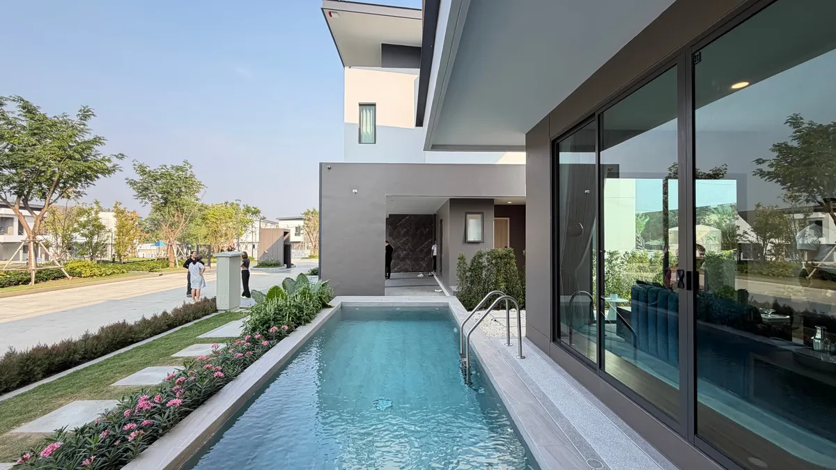 Modern Tropical House For Sale near Motorway7 photo 18