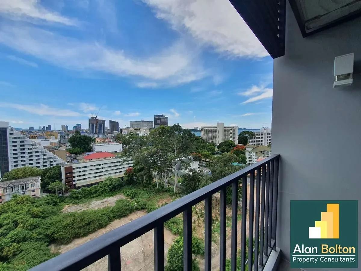 1 Bedroom 1 Bathroom Centric sea Condo