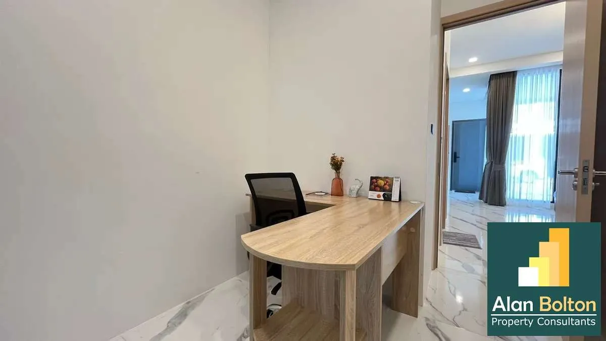 4 Bedrooms 3 Bathrooms in East Pattaya photo 11