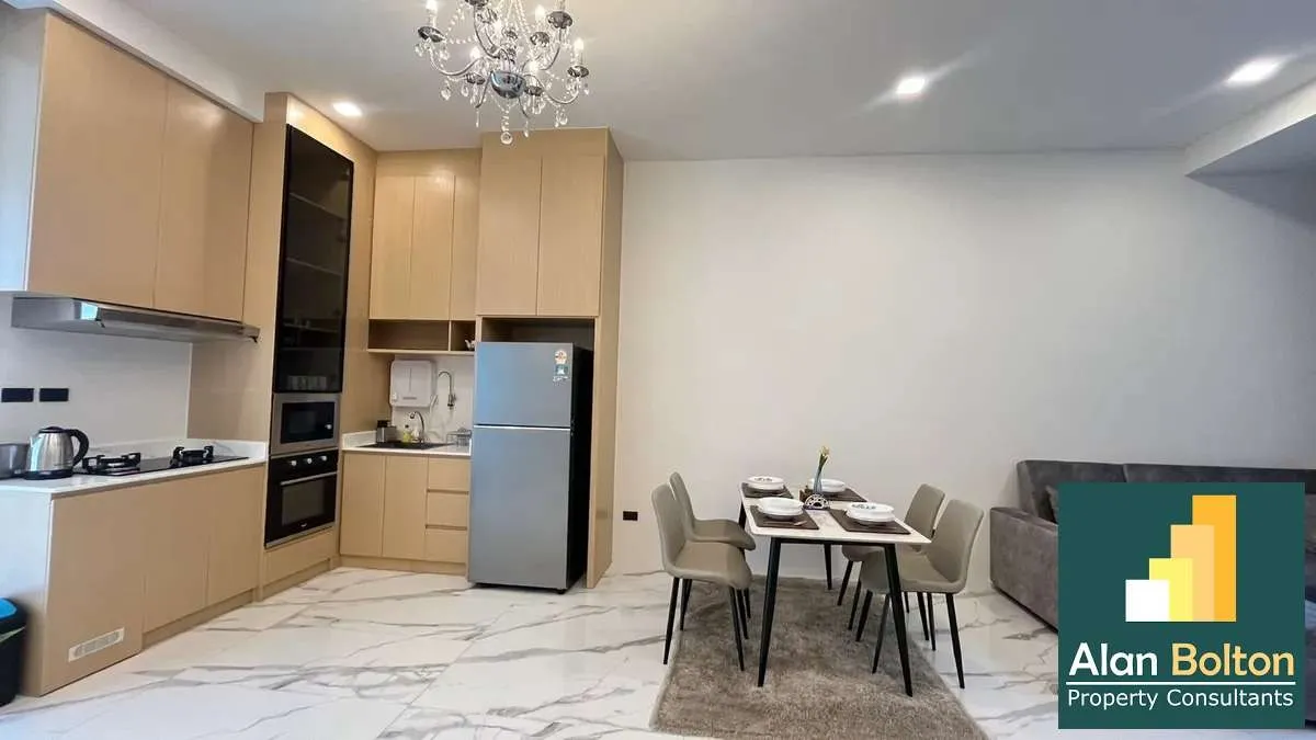 4 Bedrooms 3 Bathrooms in East Pattaya photo 14