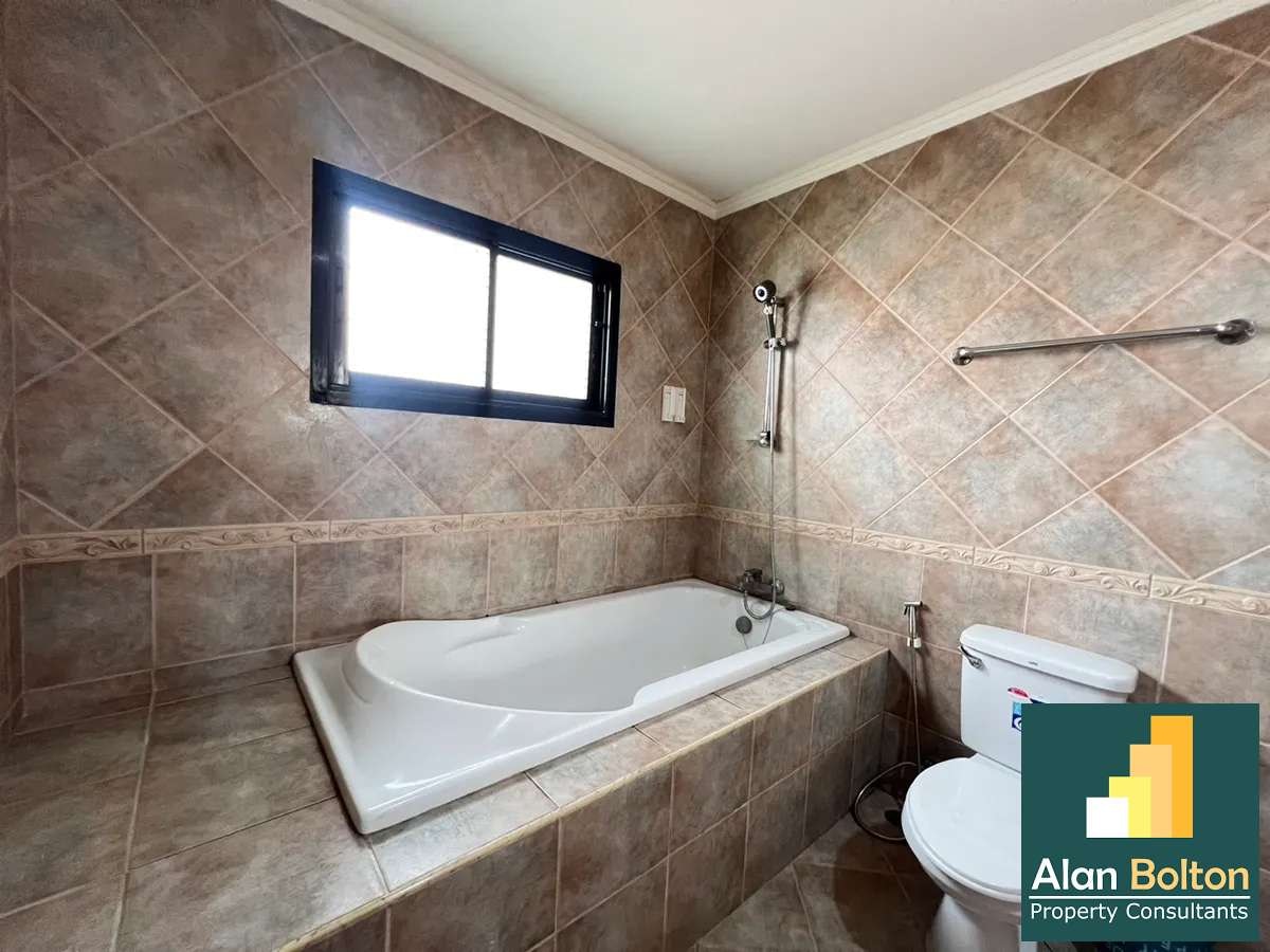 Pool villa 3 Bedrooms 3 Bathrooms in East pattaya photo 8