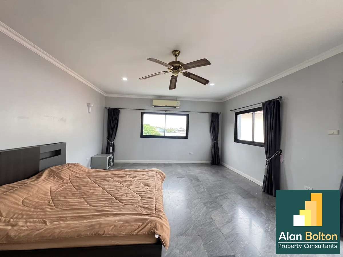Pool villa 3 Bedrooms 3 Bathrooms in East pattaya photo 11