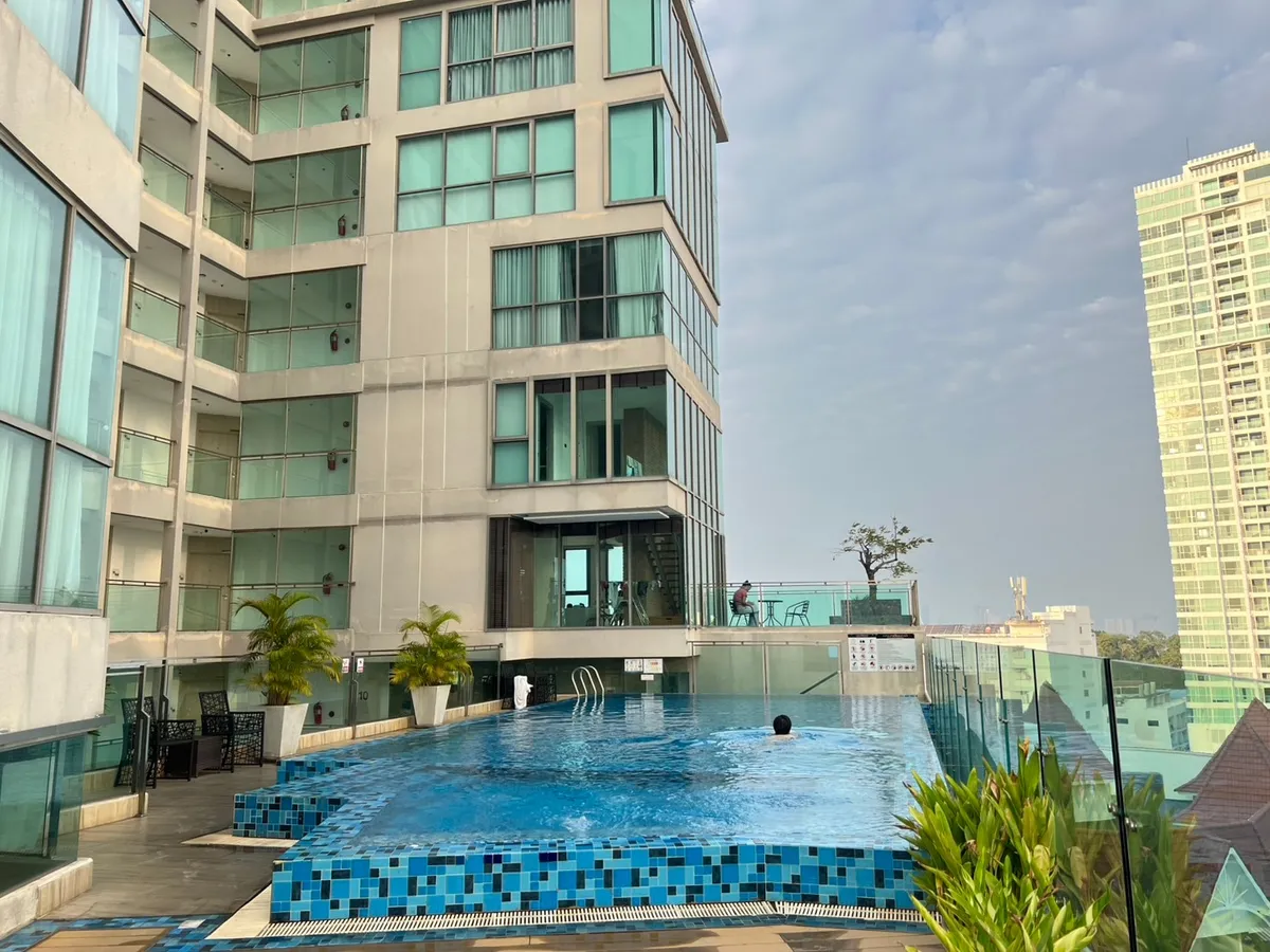 Balcony with pool access 1 Bedroom 1 Bathroom in Jomtien photo 23