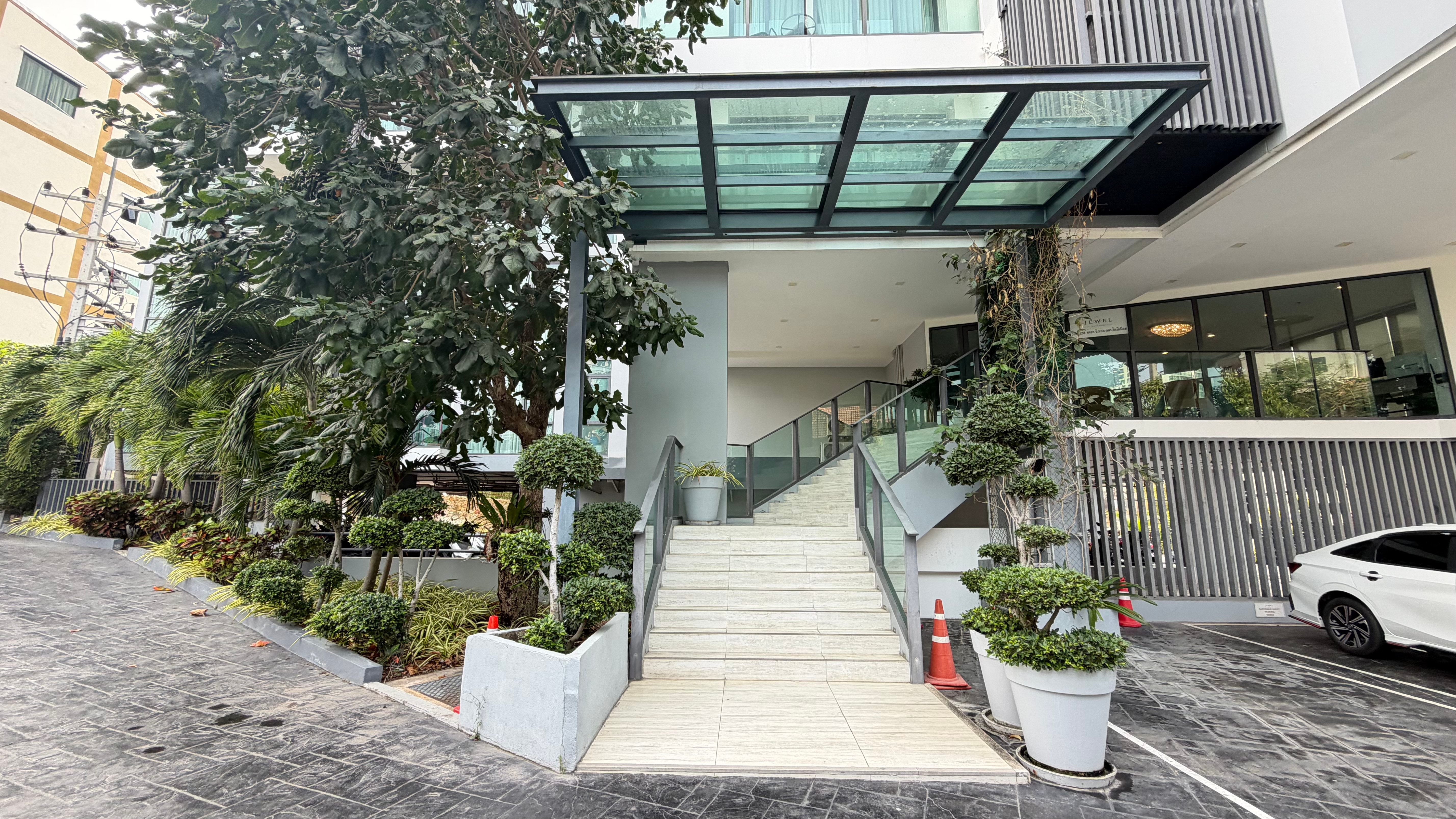 Beautiful One Bedroom For Sale In Prahtamnak photo 25