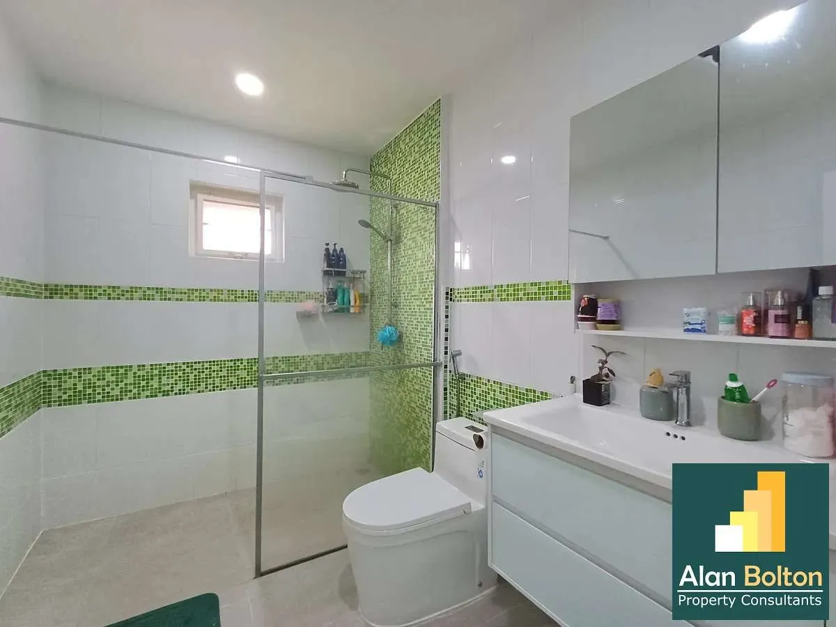 Specious Single Detached House 3 bedrooms 4 bathrooms near Motorway 7 for Sale photo 18