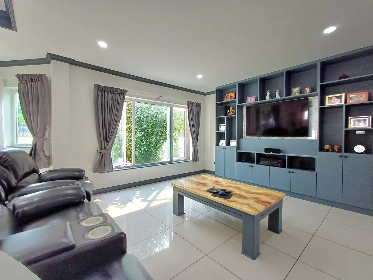 Specious Single Detached House 3 bedrooms 4 bathrooms near Motorway 7 for Sale photo 35