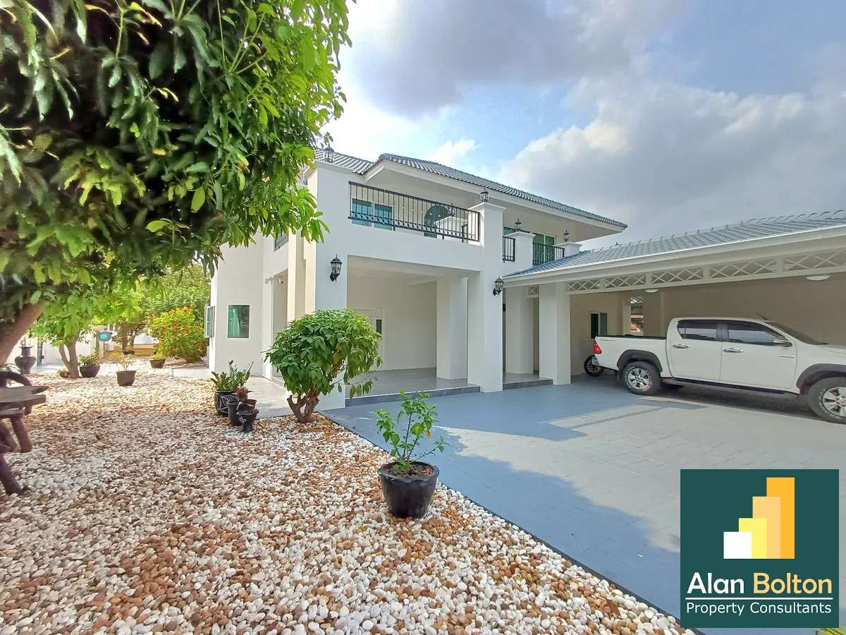 Specious Single Detached House 3 bedrooms 4 bathrooms near Motorway 7 for Sale photo 6