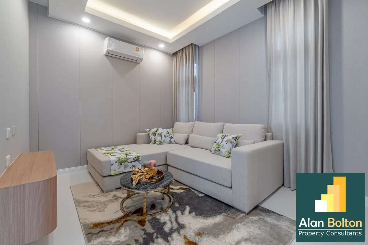Newly Built 5-Bedroom Private Pool Villa, East Pattaya photo 10