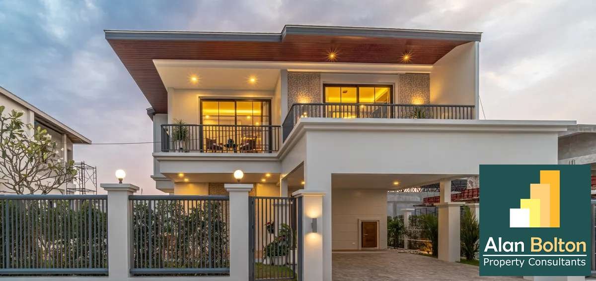 Newly Built 5-Bedroom Private Pool Villa, East Pattaya photo 3