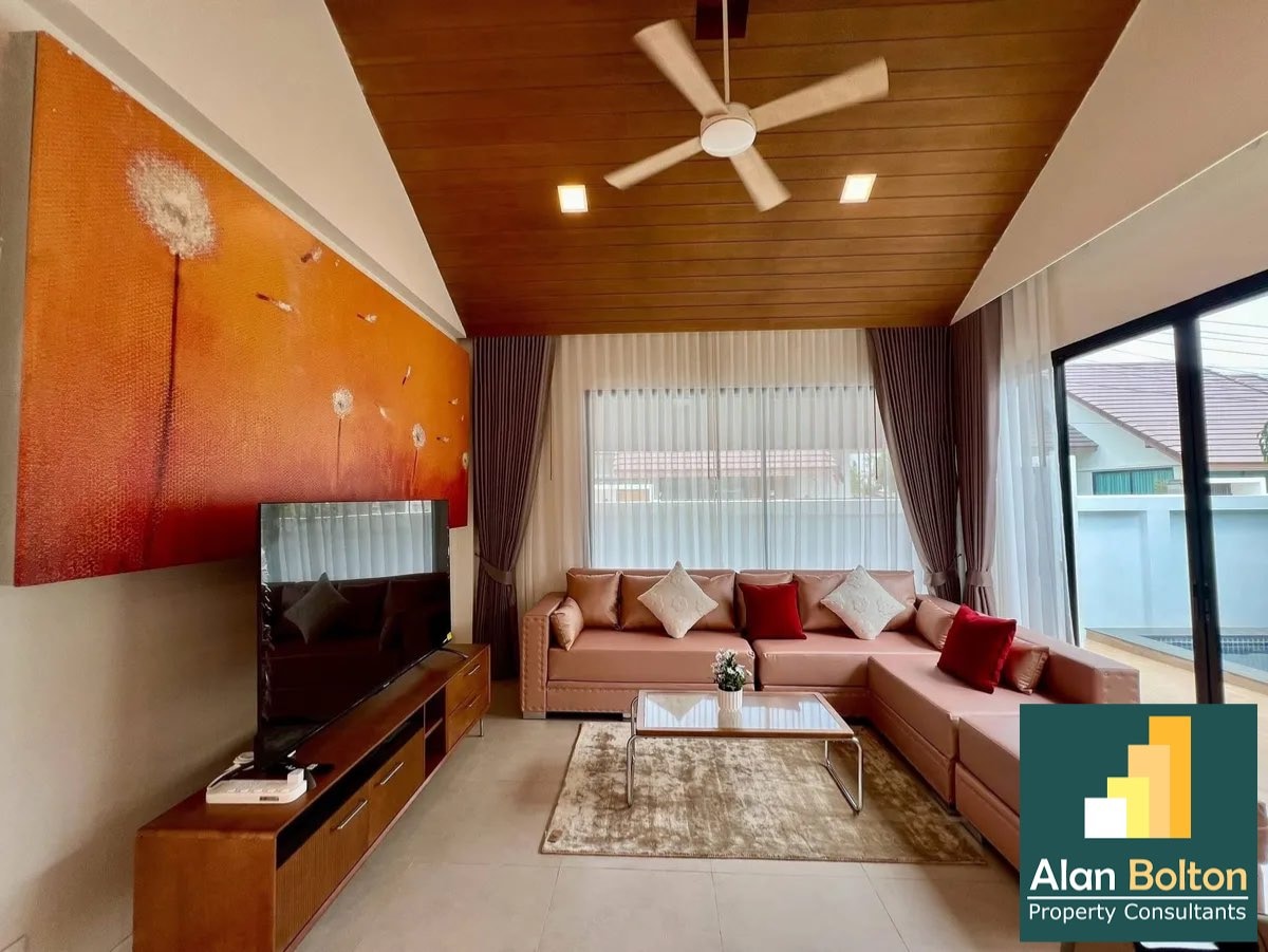 Beautiful house For Sale In Huay yai photo 3