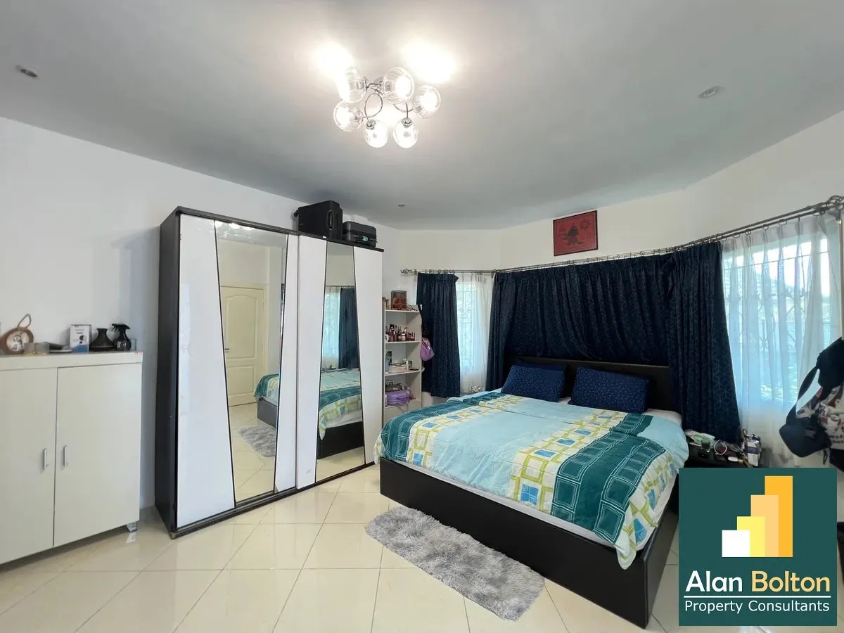 Pool Villa for Rent 5 Bedrooms 4 Bathrooms in East Pattaya photo 4