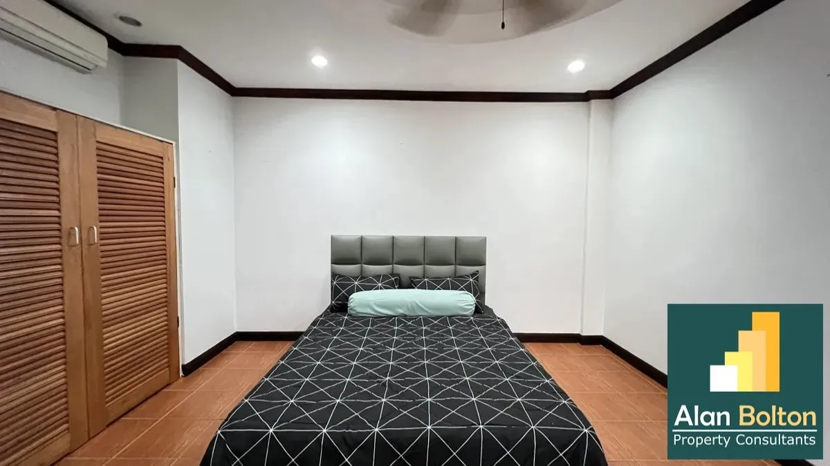 Newly Renovated Two Bedroom 1 Bathroom Unit in Popular Jomtien Condo photo 6