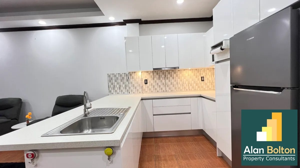 Newly Renovated Two Bedroom 1 Bathroom Unit in Popular Jomtien Condo photo 5