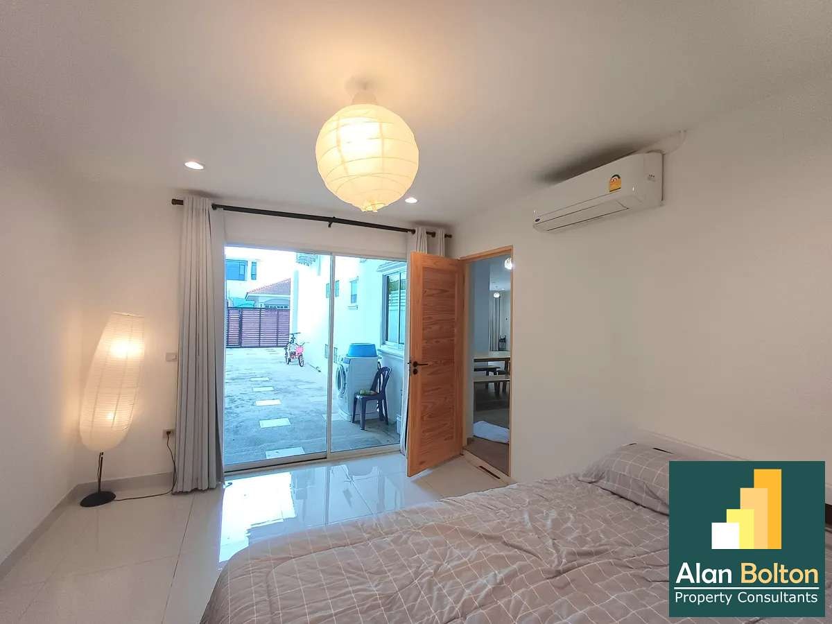 Pool Villa 6 bedrooms 6 bathrooms near Jomtien Beach for Sale/Rent photo 12