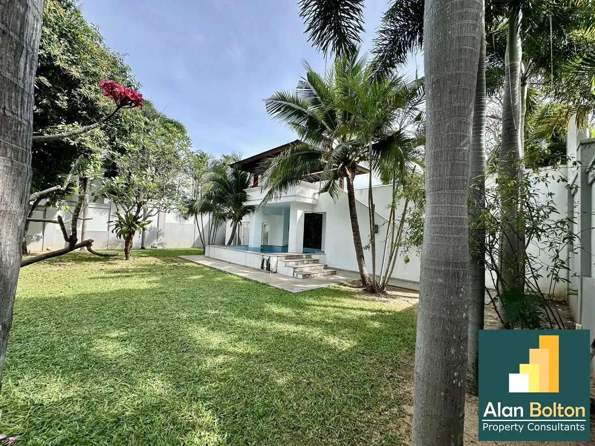 House For Sale photo 15