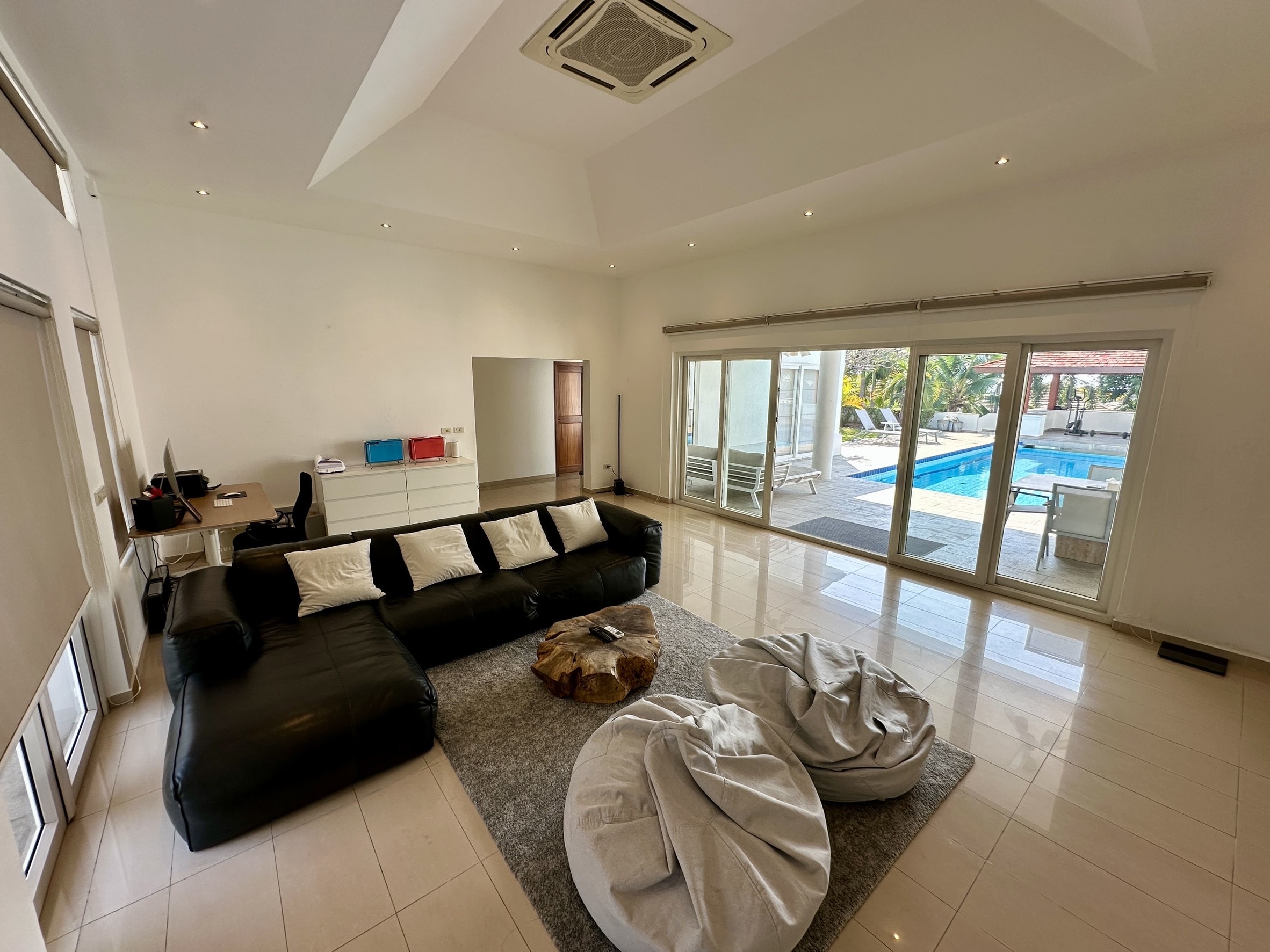 House For Sale photo 24
