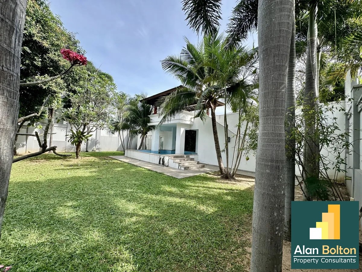 House For Sale photo 15