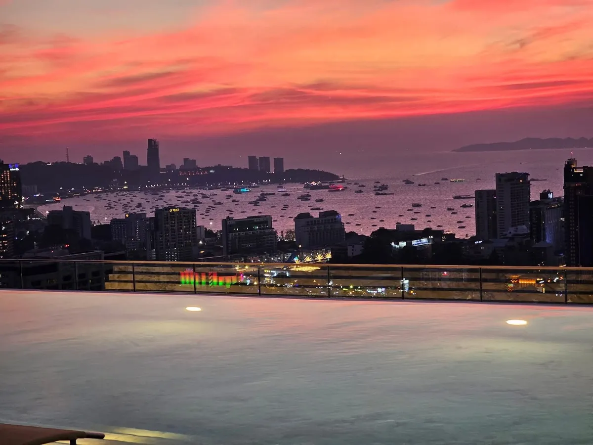 Luxurious Condo For Rent In Once Pattaya condominium photo 16