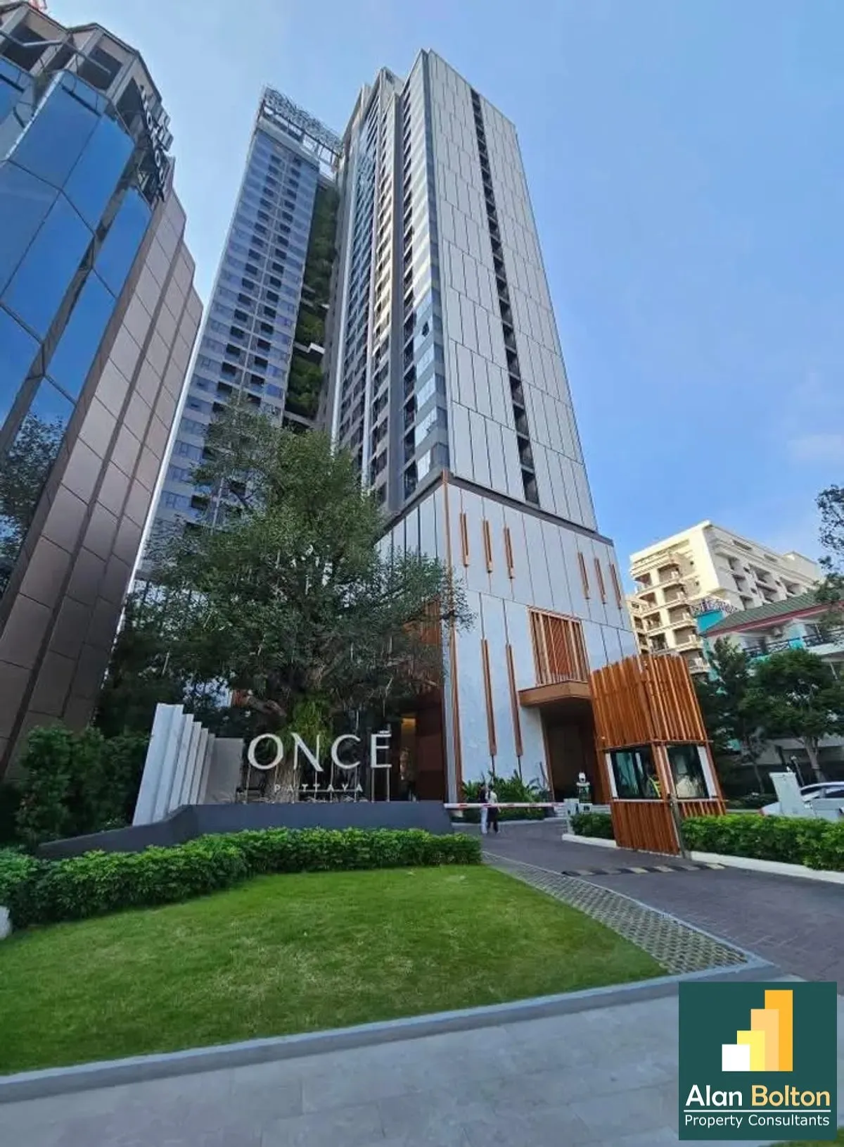 Luxurious Condo For Rent In Once Pattaya condominium photo 7