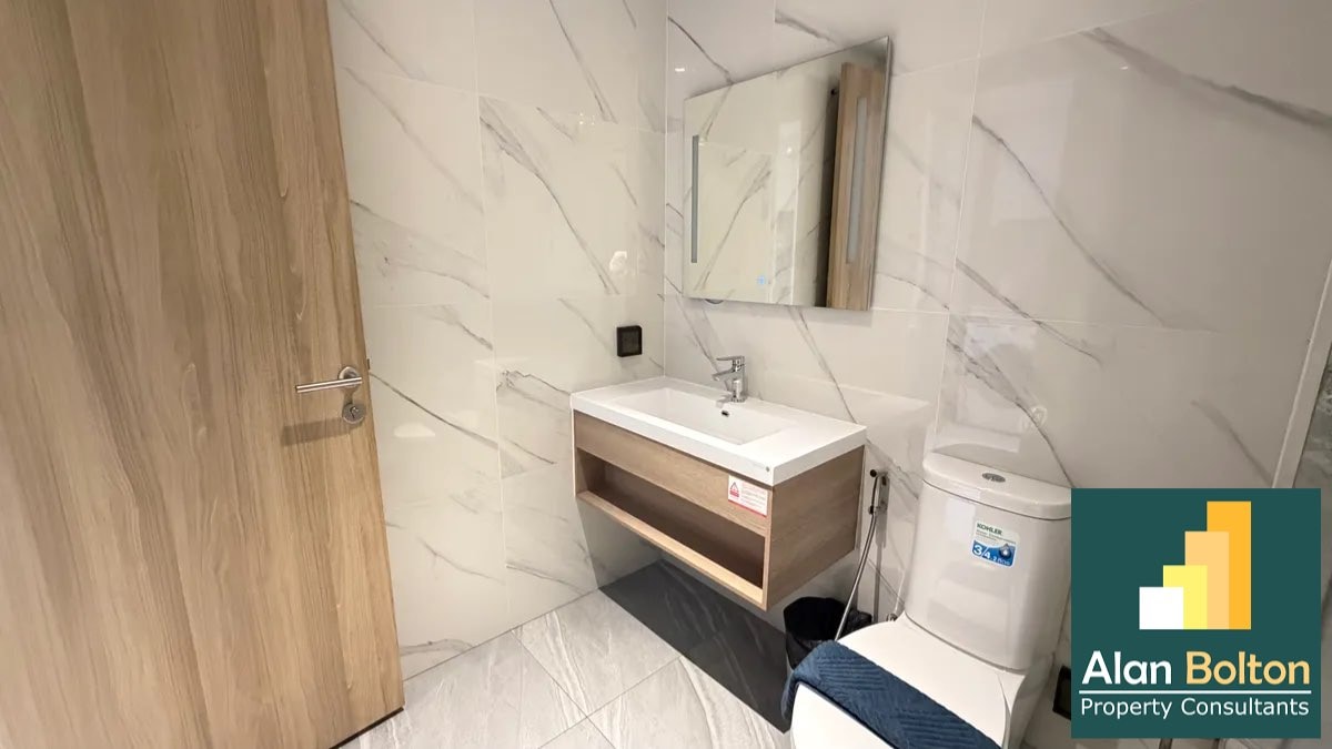 Luxurious Condo For Rent In Once Pattaya condominium photo 5