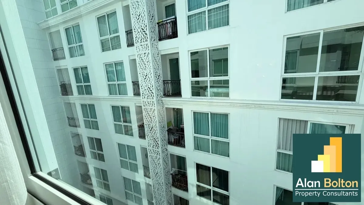 One bedroom condominium for rent in South Pattaya photo 15