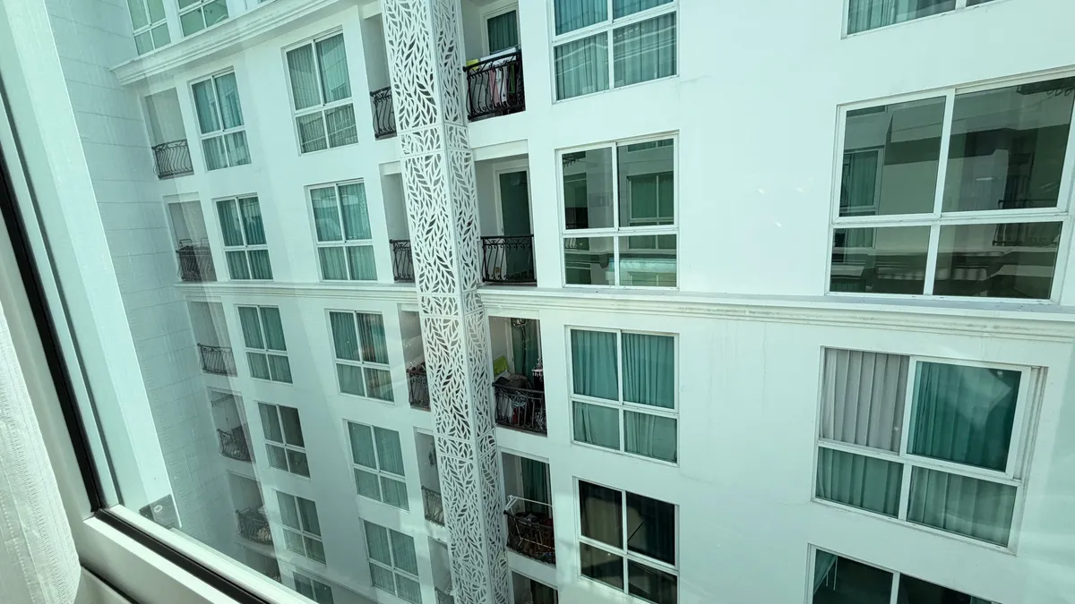 One bedroom condominium for rent in South Pattaya photo 29