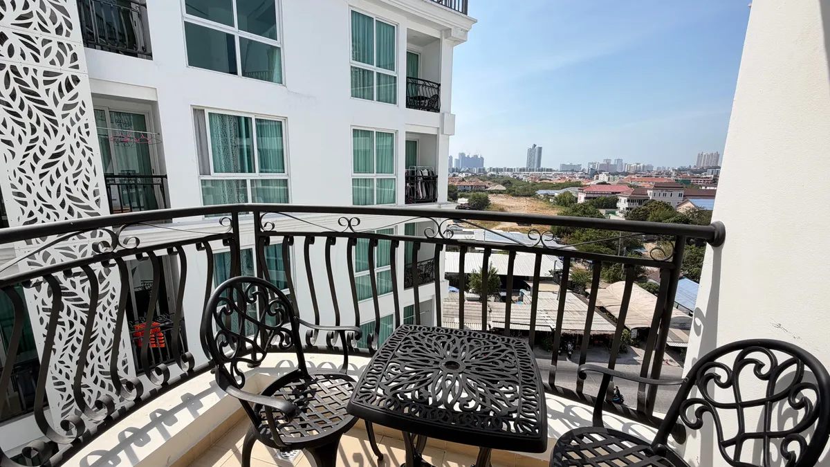 One bedroom condominium for rent in South Pattaya photo 30