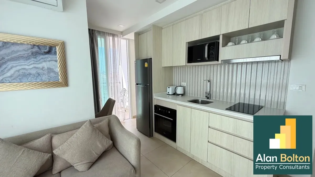 One bedroom condominium for rent in South Pattaya photo 8