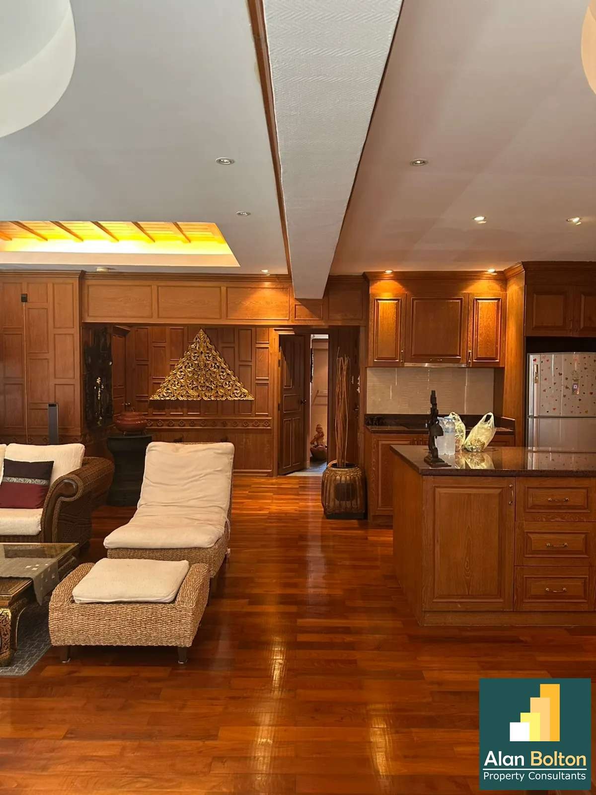 2 Bedroom 2 bathroom for sale photo 8