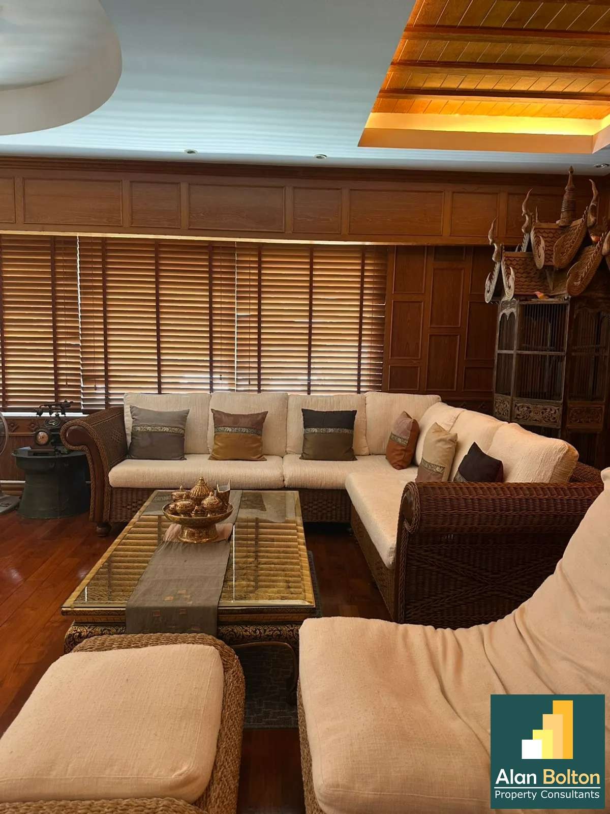 2 Bedroom 2 bathroom for sale photo 10