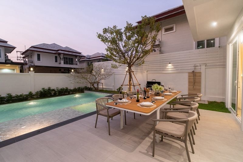 Rare Luxury Pool Villa 7 bedrooms 7 bathrooms in Khao Talo for SALE photo 24
