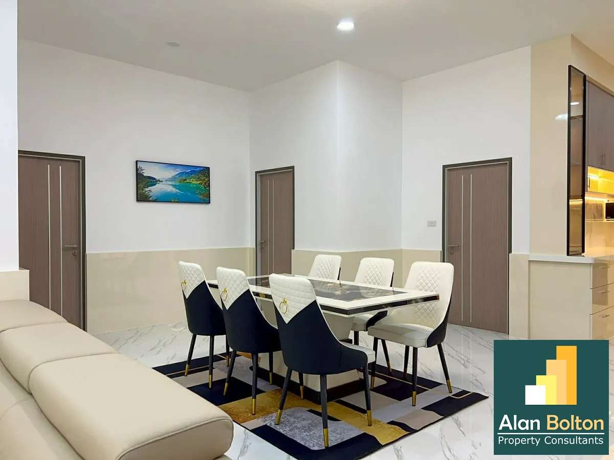 Luxury Pool villa 3 Bedrooms 3 Bathrooms in Huay yai photo 8