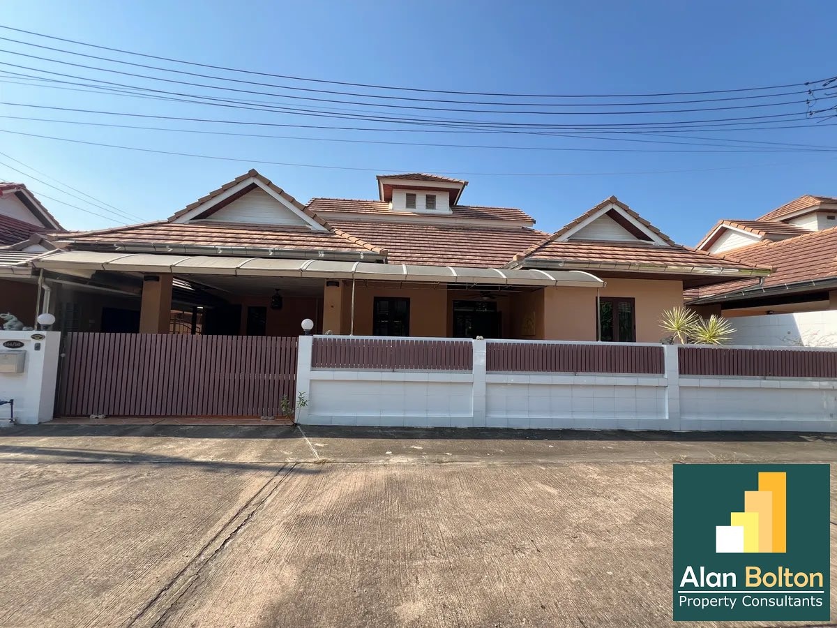 Pool Villa 4 Bedrooms 3 Bathrooms in Bangsaray photo 4