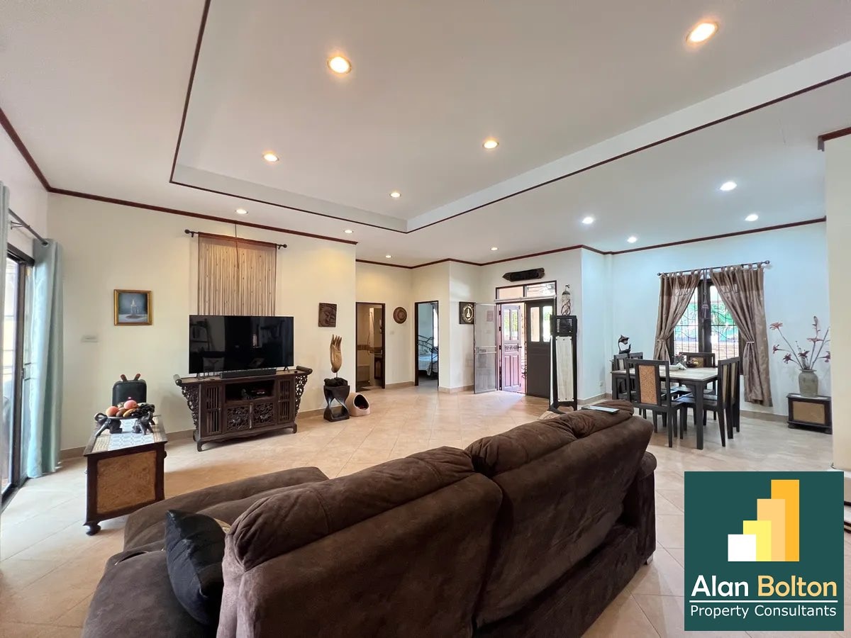 Pool Villa 4 Bedrooms 3 Bathrooms in Bangsaray photo 19