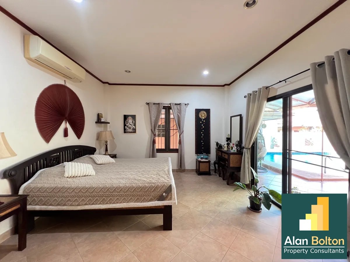 Pool Villa 4 Bedrooms 3 Bathrooms in Bangsaray photo 15