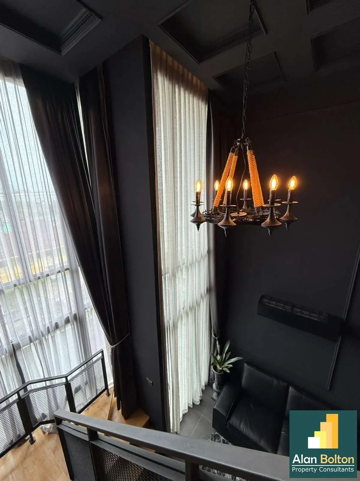 Loft Condo For rent In Soi Khaotalo photo 10