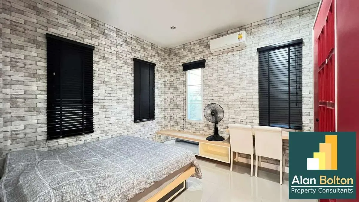 Pool villa for rent 3 Bedrooms 2 Bathrooms in Huay yai photo 8