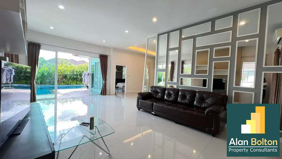 Pool villa for rent 3 Bedrooms 2 Bathrooms in Huay yai photo 11