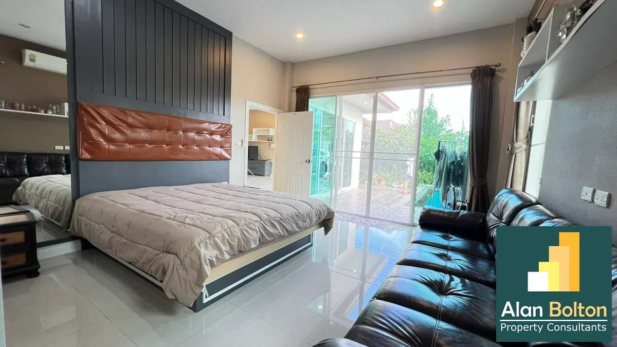 Pool villa for rent 3 Bedrooms 2 Bathrooms in Huay yai photo 15