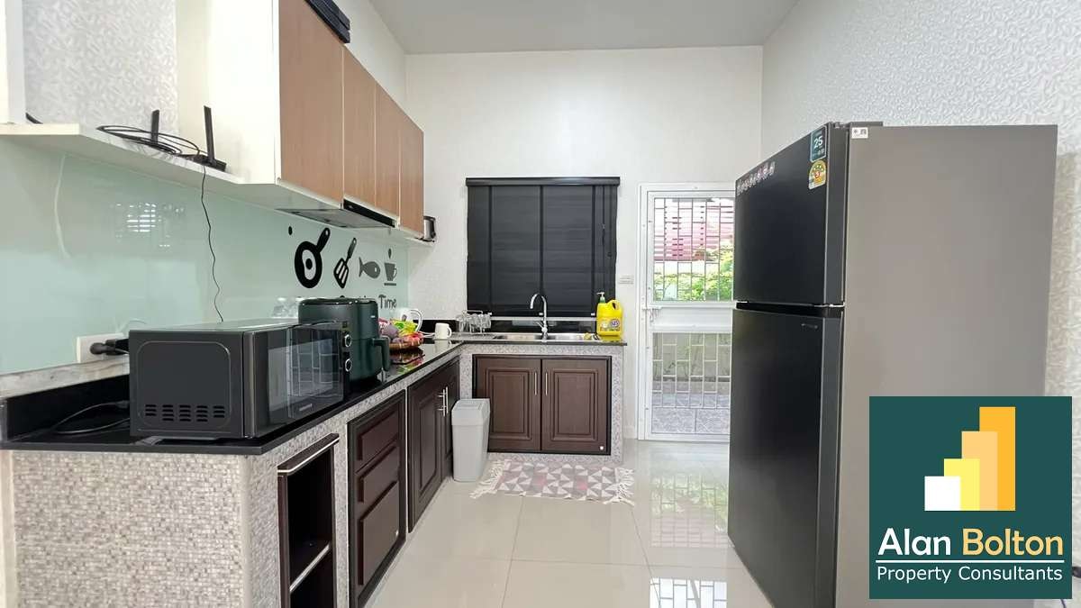 Pool villa for rent 3 Bedrooms 2 Bathrooms in Huay yai photo 7