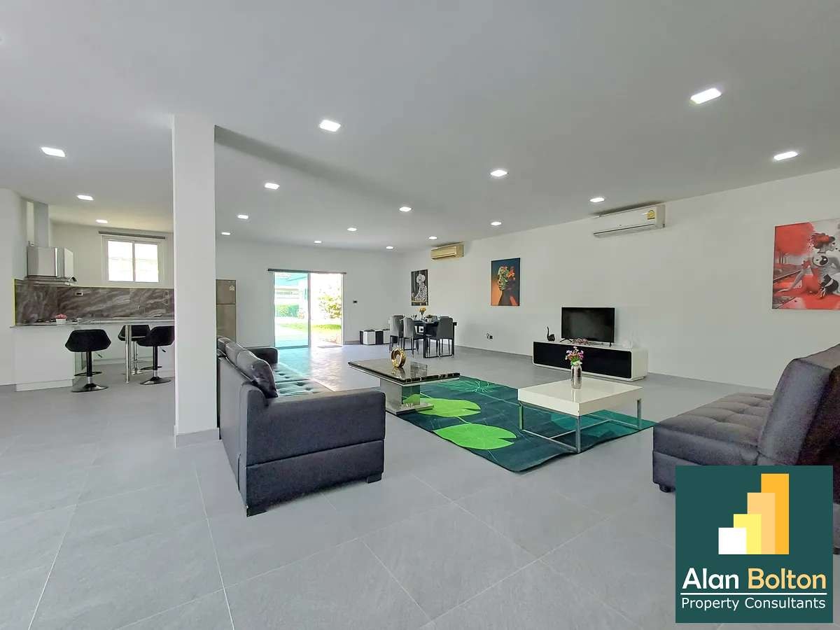 Spacious Private 6 Bed 7 Bath Pool Villa In East Pattaya photo 8
