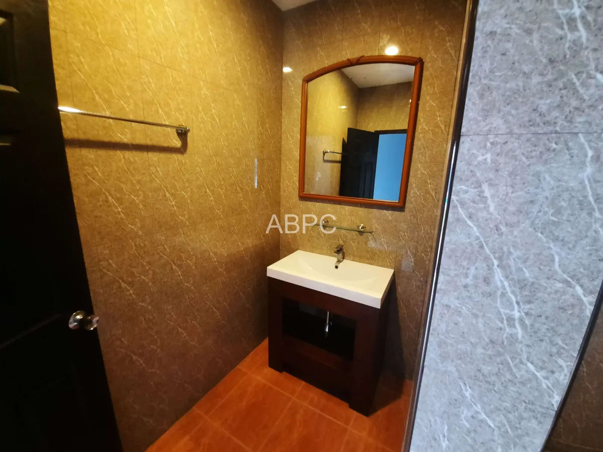 2 Bed 2 Bath in East Pattaya photo 12