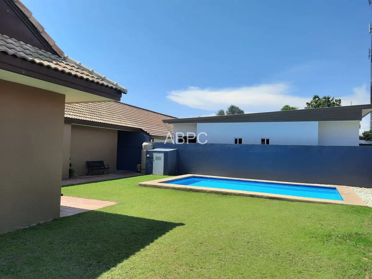 2 Bed 2 Bath in East Pattaya photo 5