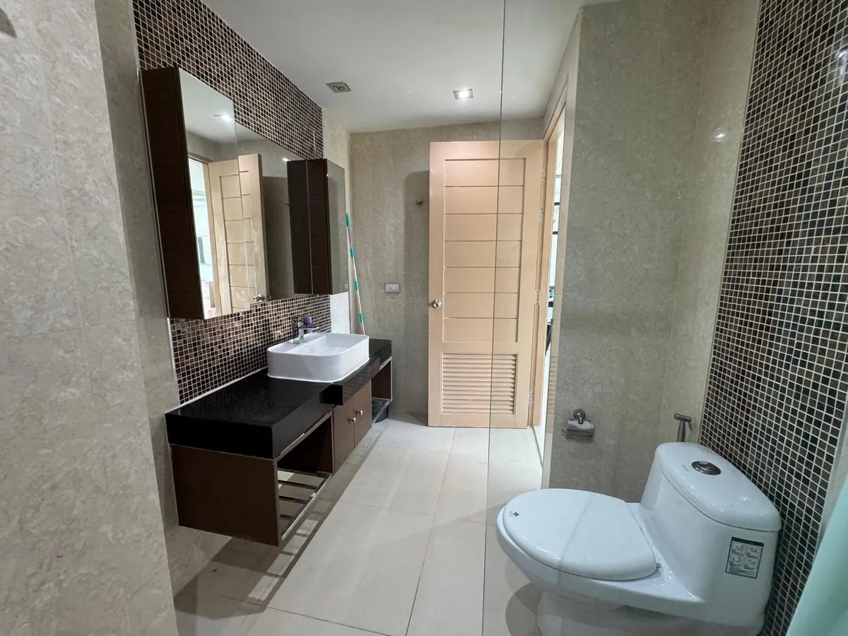 Large City View 1 Bed 1 Bath Condo In Pratumnak photo 20