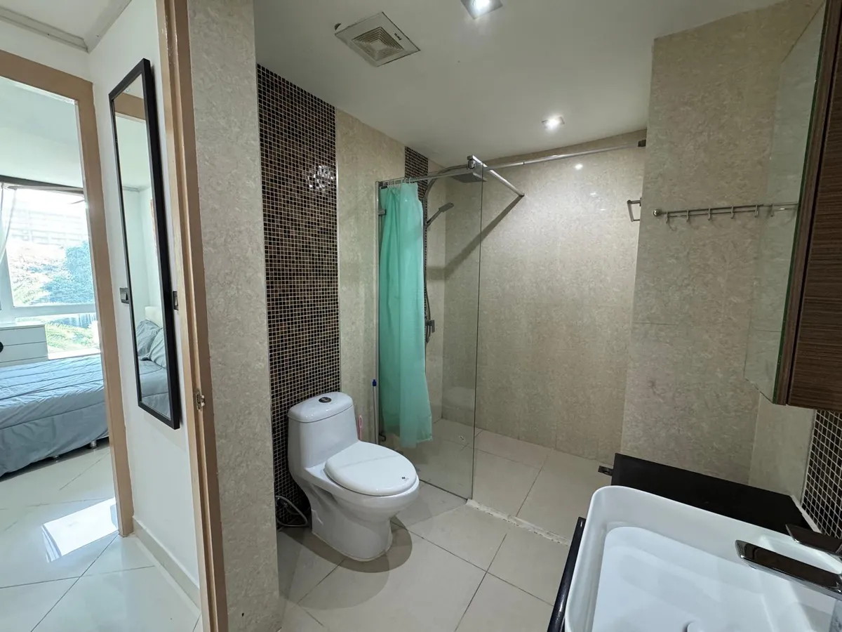 Large City View 1 Bed 1 Bath Condo In Pratumnak photo 26
