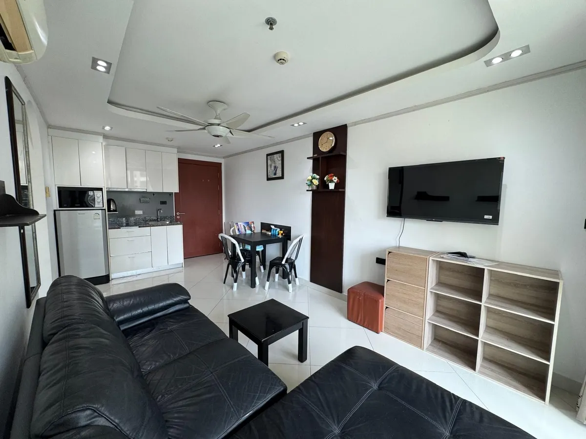 Large City View 1 Bed 1 Bath Condo In Pratumnak photo 31