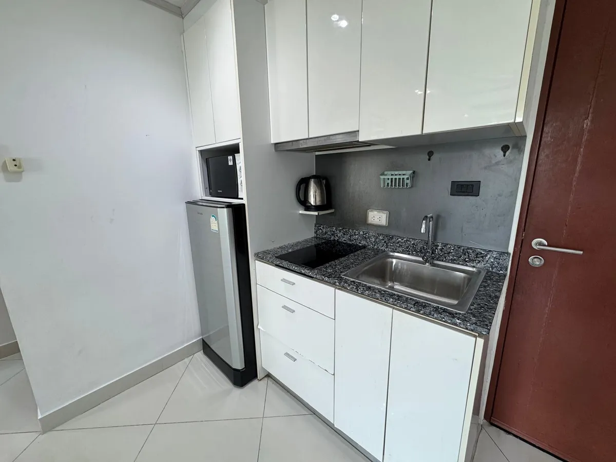 Large City View 1 Bed 1 Bath Condo In Pratumnak photo 35